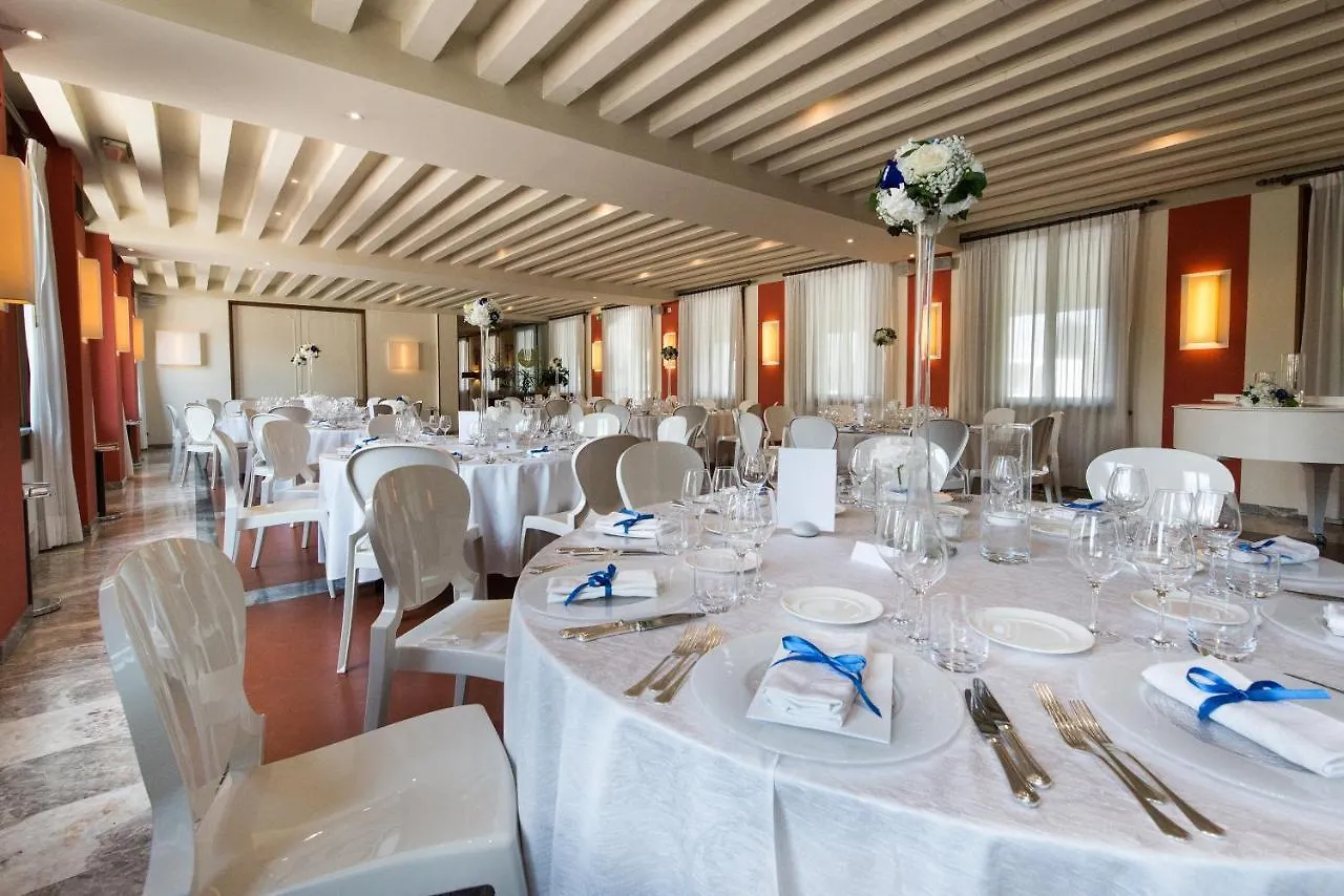 Relais Monaco Country Hotel & Spa Ponzano Veneto 4*,  Italië